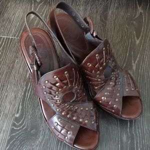 FRYE WESTERN SANDAL 7.5B